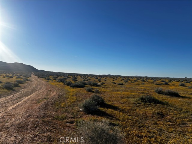 Detail Gallery Image 9 of 10 For 801 Adobe Mountain Rd, Adelanto,  CA 92301 - – Beds | – Baths