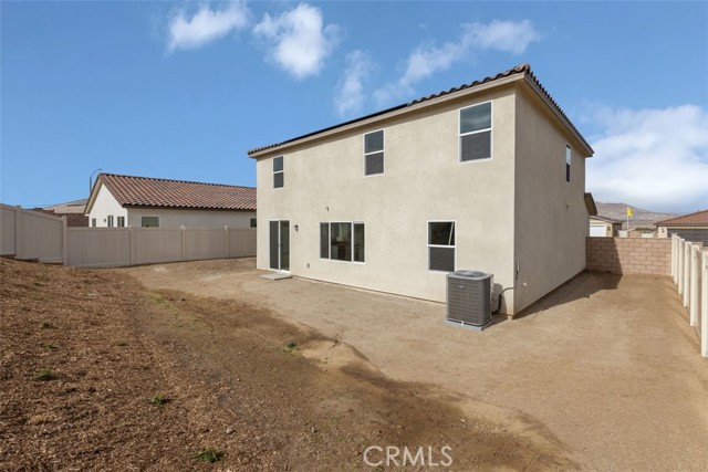 27341 Dunite Drive, Perris CA: https://media.crmls.org/medias/85f2713e-555f-4f39-878f-e3ce42253976.jpg