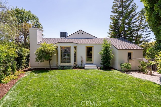 15113 Encanto Drive, Sherman Oaks CA: https://media.crmls.org/medias/85f343bc-6929-4bdb-86ee-5aa0ab29a5e6.jpg