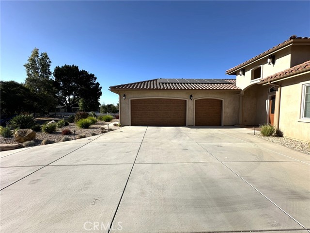 4654 Hummel Drive, Santa Maria CA: https://media.crmls.org/medias/85f369e3-e873-4944-a1ed-86f7e6066050.jpg