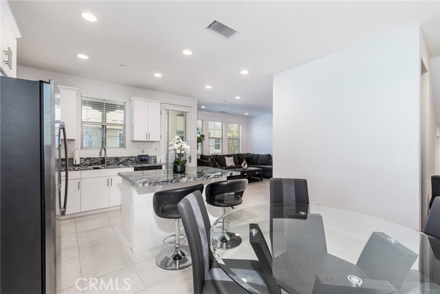 Detail Gallery Image 10 of 36 For 8474 Explorer, Chino,  CA 91708 - 2 Beds | 2/1 Baths