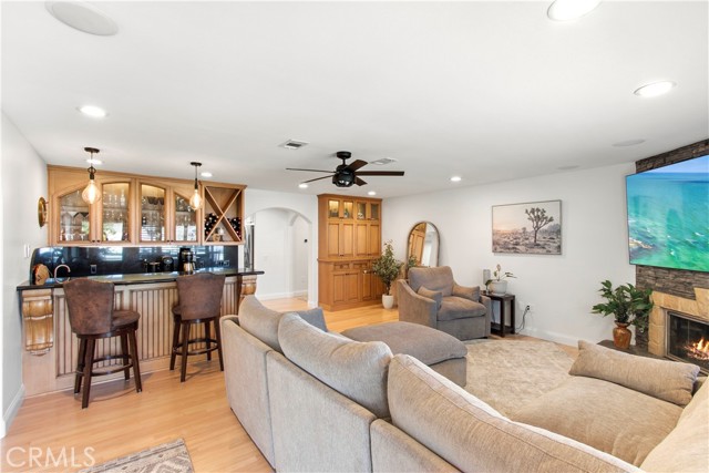 Image 2 of 57 For 8651 La Homa