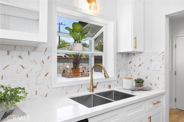 292 Covina Avenue, Long Beach CA: https://media.crmls.org/medias/85f4421d-d1e6-49dc-b828-777877c1910f.jpg