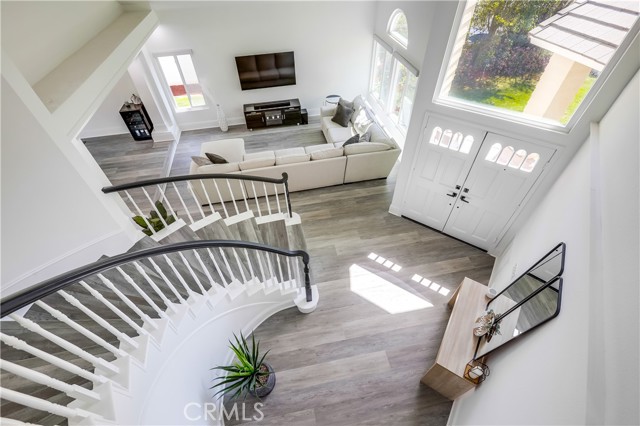 19416 Shadow Oak Drive, Lake Forest CA: https://media.crmls.org/medias/85f4a45a-1457-40fa-b5a3-2e700719d92c.jpg