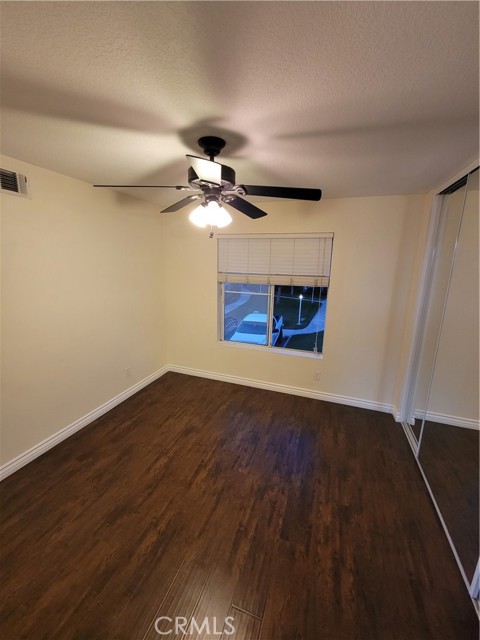 Detail Gallery Image 25 of 43 For 682 Azure Ln #1,  Corona,  CA 92879 - 3 Beds | 2 Baths