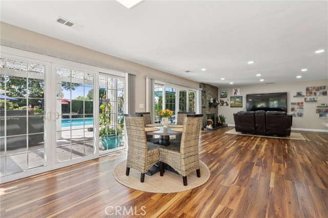 Detail Gallery Image 8 of 29 For 1250 Blazewood St, Riverside,  CA 92507 - 3 Beds | 2 Baths