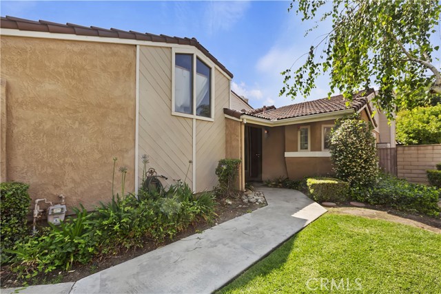 Detail Gallery Image 5 of 29 For 8438 Cedarwood Ln, Rancho Cucamonga,  CA 91730 - 2 Beds | 2 Baths