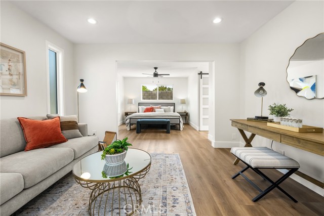 9802 Effingham Drive, Huntington Beach CA: https://media.crmls.org/medias/85f66790-c531-43f4-b812-f4c6bc83dacc.jpg