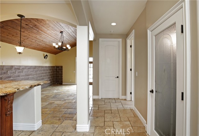 4622 W 131st Street, Hawthorne CA: https://media.crmls.org/medias/85f6ef8a-18d3-4621-a408-5ff54337a728.jpg