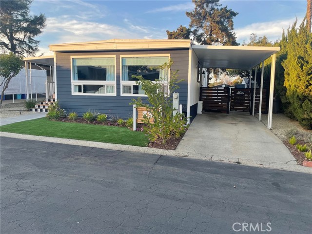 Home for Sale in Fallbrook