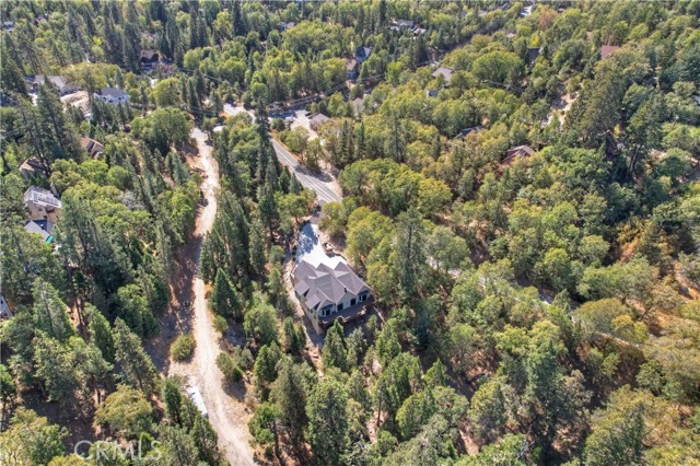 1285 N State Highway 173, Lake Arrowhead, California 92352, 4 Bedrooms Bedrooms, ,2 BathroomsBathrooms,Residential,For Sale,1285 N State Highway 173,CRIG24217261