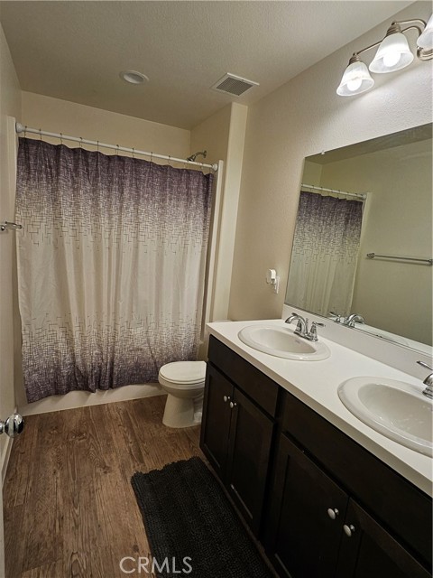 Detail Gallery Image 11 of 23 For 24199 Blackberry, Murrieta,  CA 92562 - 5 Beds | 3 Baths