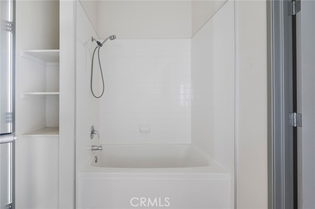 435 W Center Street, Anaheim CA: https://media.crmls.org/medias/85f870c2-1a32-466c-a665-dfd5156c3d66.jpg