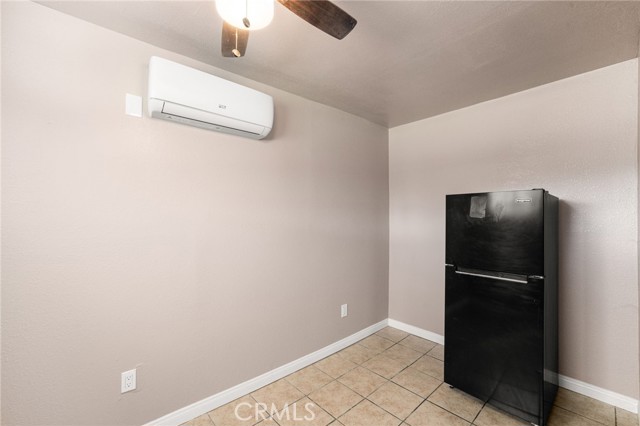 610 W Glen Lyn Drive, Glendora CA: https://media.crmls.org/medias/85f97b0b-3434-4123-afd0-b07319d17614.jpg