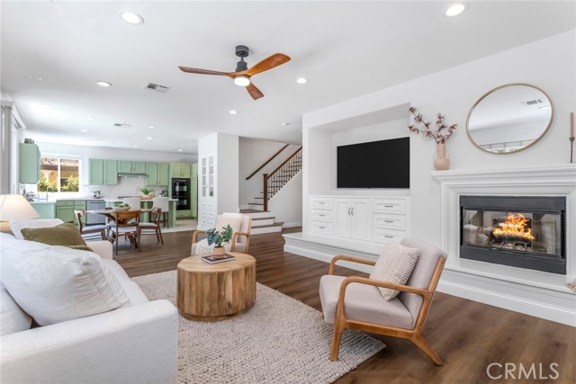 25614 Housman Place, Stevenson Ranch CA: https://media.crmls.org/medias/85fa0e45-bc1e-45cb-b863-d4c3b802a15a.jpg