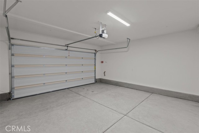 16017 E Preserve Loop, Chino CA: https://media.crmls.org/medias/85fa454a-d894-4f7f-829b-6a4b82858b8e.jpg