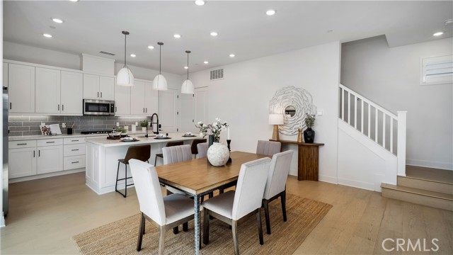 Detail Gallery Image 9 of 70 For 138 Yugen, Irvine,  CA 92618 - 4 Beds | 3/1 Baths