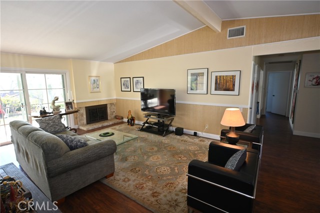 Detail Gallery Image 4 of 44 For 28132 via Chocano, Mission Viejo,  CA 92692 - 3 Beds | 2 Baths