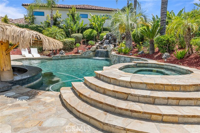 Detail Gallery Image 10 of 11 For 1180 Cleveland, Corona,  CA 92881 - 6 Beds | 3/1 Baths