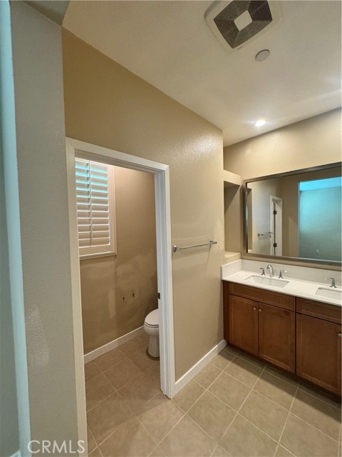 299 E Arrow Highway, Glendora CA: https://media.crmls.org/medias/85fc0383-dd92-4e62-8d40-8a2ccbd20cbe.jpg