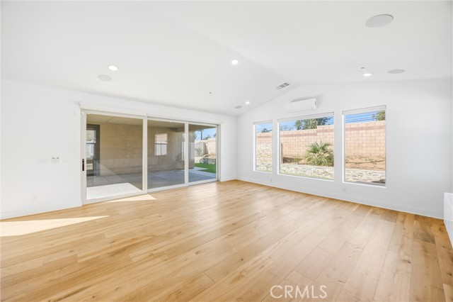 Detail Gallery Image 33 of 58 For 1322 Melstone, Beaumont,  CA 92223 - 4 Beds | 3 Baths