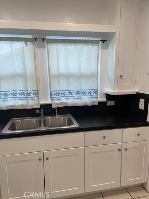 Detail Gallery Image 4 of 15 For 216 Poppy, Monrovia,  CA 91016 - 1 Beds | 1 Baths