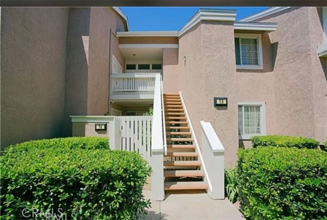73 Greenfield, Irvine CA: https://media.crmls.org/medias/860039e1-6d55-4777-a4b3-89193861727b.jpg