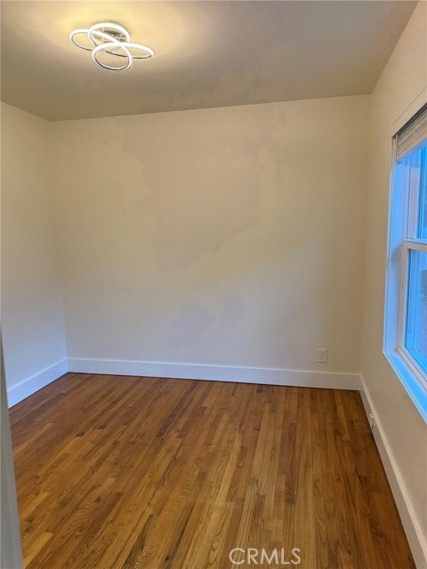 Detail Gallery Image 20 of 31 For 1645 21st St, Manhattan Beach,  CA 90266 - 3 Beds | 1 Baths