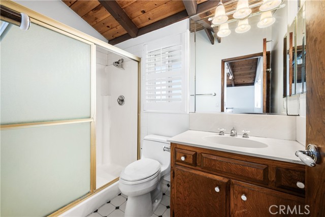 Image 22 of 28 For 1135 Catalina Ave.