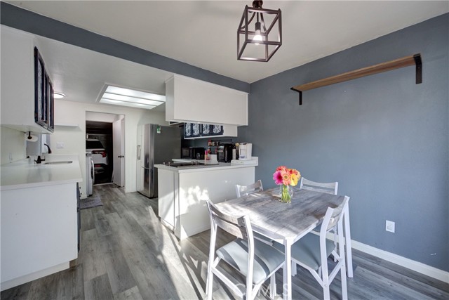 606 E Newlove Drive, Santa Maria CA: https://media.crmls.org/medias/8602739f-e90a-42b9-9dac-ade530d9c4c0.jpg