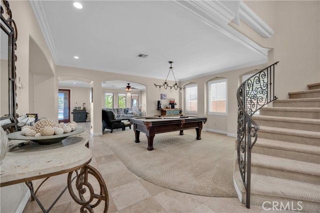 Detail Gallery Image 2 of 5 For 30420 Longhorn, Canyon Lake,  CA 92587 - 5 Beds | 6/2 Baths