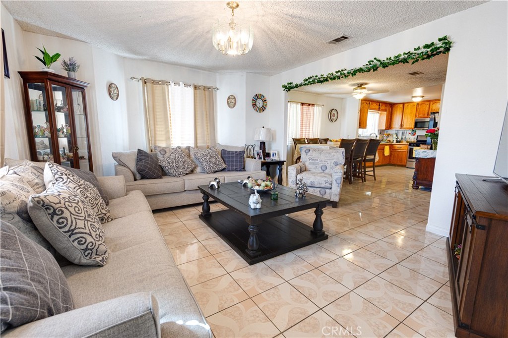 MLS #MB25199639 image #5