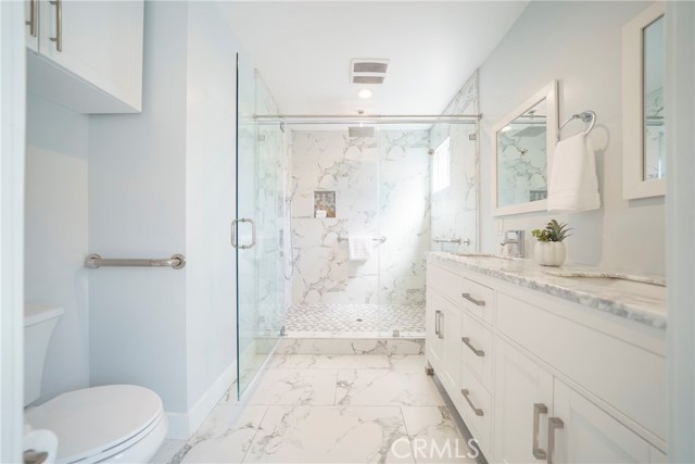 Detail Gallery Image 39 of 57 For 22046 Kinzie St, Chatsworth,  CA 91311 - 3 Beds | 3 Baths
