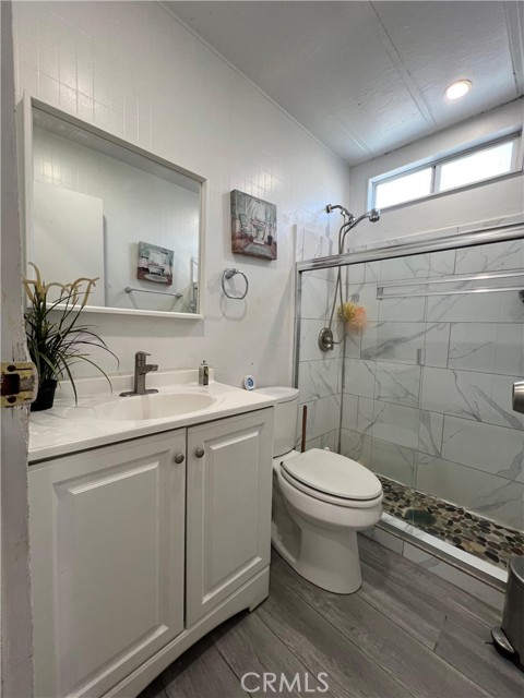 518 Sullivan, Santa Ana CA: https://media.crmls.org/medias/8603a6a9-4fc8-45a0-bcfc-da4878d10ab4.jpg