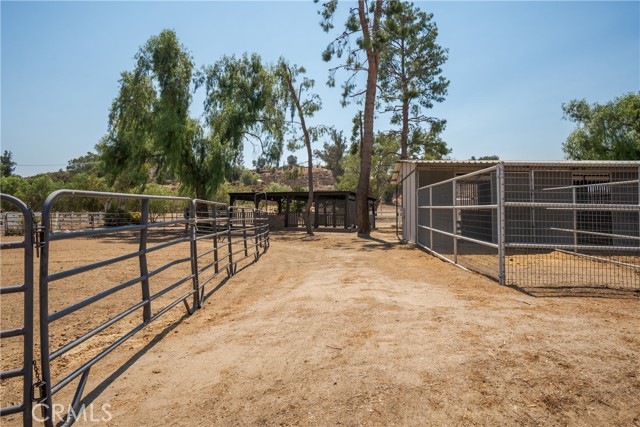 31755 Country Haven Lane, Menifee CA: https://media.crmls.org/medias/86041b7a-bcd4-4ff5-92be-25c920d26dc5.jpg