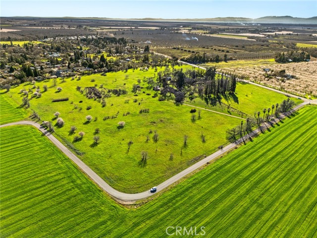 Detail Gallery Image 3 of 29 For 1525 Dayton Rd, Chico,  CA 95928 - 5 Beds | 3 Baths