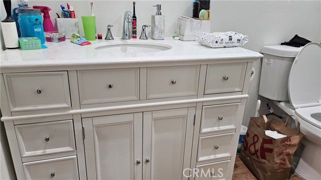 Detail Gallery Image 12 of 14 For 16907 S Harvard, Gardena,  CA 90247 - 5 Beds | 3 Baths