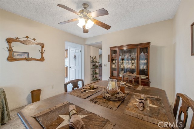 Detail Gallery Image 33 of 75 For 17663 Island Dr, Madera,  CA 93636 - 3 Beds | 2/1 Baths
