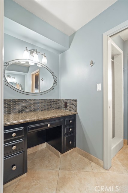 Detail Gallery Image 24 of 46 For 7805 Westdumfries Ct, Bakersfield,  CA 93309 - 4 Beds | 2 Baths