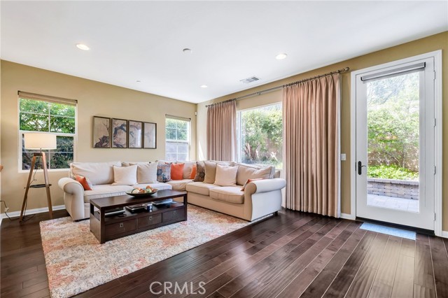 Detail Gallery Image 8 of 61 For 783 Gatun St #104,  San Pedro,  CA 90731 - 3 Beds | 2/1 Baths