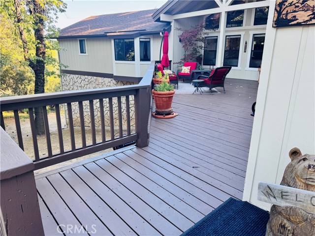 Detail Gallery Image 2 of 71 For 38800 Fawn Point Ln, Bass Lake,  CA 93604 - 5 Beds | 3/1 Baths