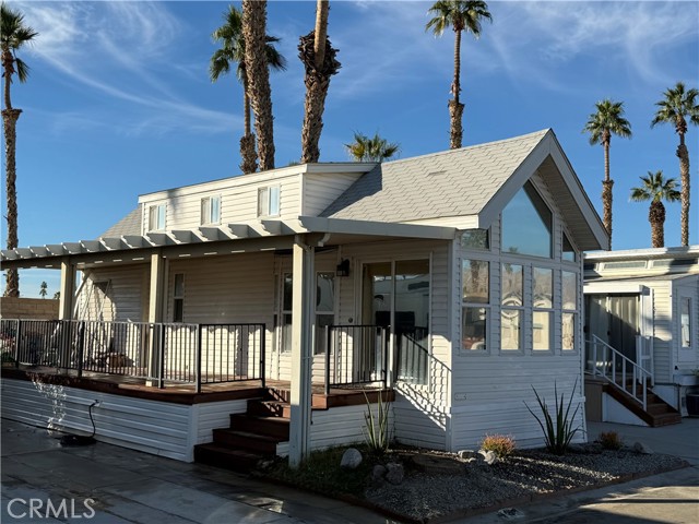 Front Image Thumbnail for CROC26038005