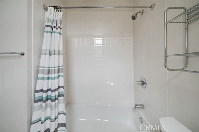 133 The N, Long Beach CA: https://media.crmls.org/medias/86082b01-499c-4cd7-847f-7a2caadfae0a.jpg