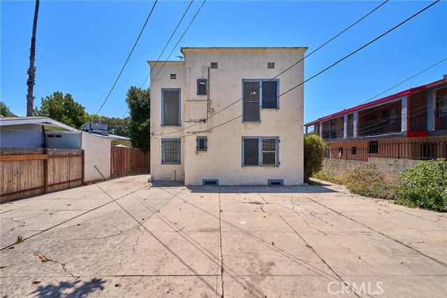 Detail Gallery Image 39 of 40 For 6669 De Longpre Ave, Los Angeles,  CA 90028 - 2 Beds | 1 Baths