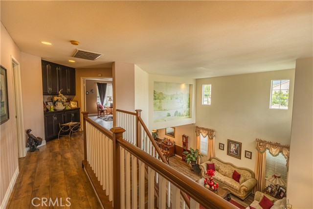 970 Riverview Circle, Corona CA: https://media.crmls.org/medias/8608c408-508f-4540-9187-b0476f45995e.jpg