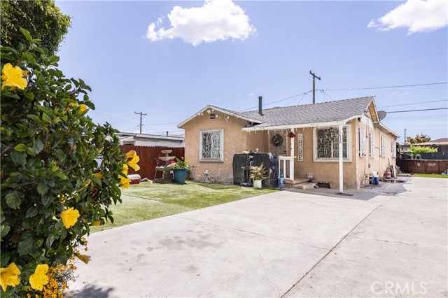 Detail Gallery Image 3 of 25 For 1456 W 151st St, Compton,  CA 90220 - 3 Beds | 2 Baths