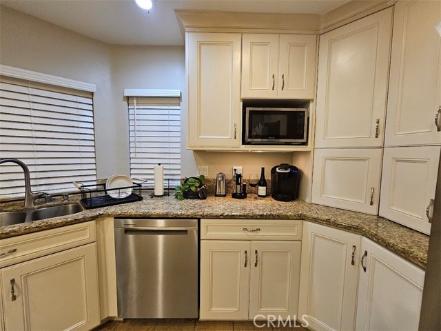 Detail Gallery Image 10 of 36 For Address Is Not Disclosed, Mission Viejo,  CA 92691 - 4 Beds | 3 Baths