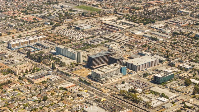21011 La Salle Avenue, Torrance CA: https://media.crmls.org/medias/8609812b-3f99-4d80-b8c3-e094813d9ce5.jpg