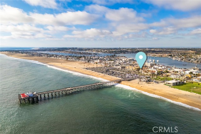 Detail Gallery Image 6 of 56 For 700 E Oceanfront, Newport Beach,  CA 92661 - – Beds | – Baths