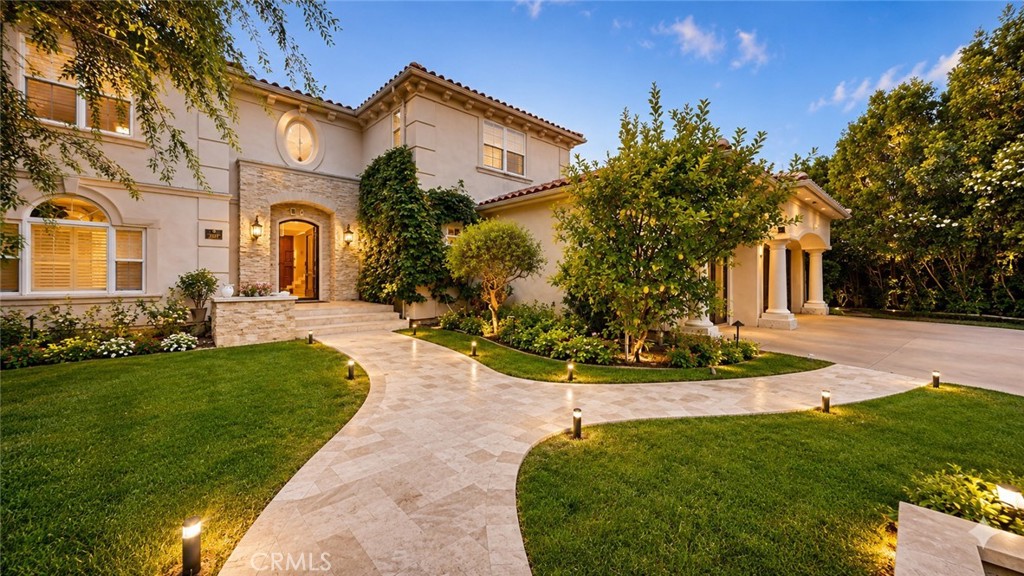 3339 Paseo Del Sol — architectural residence